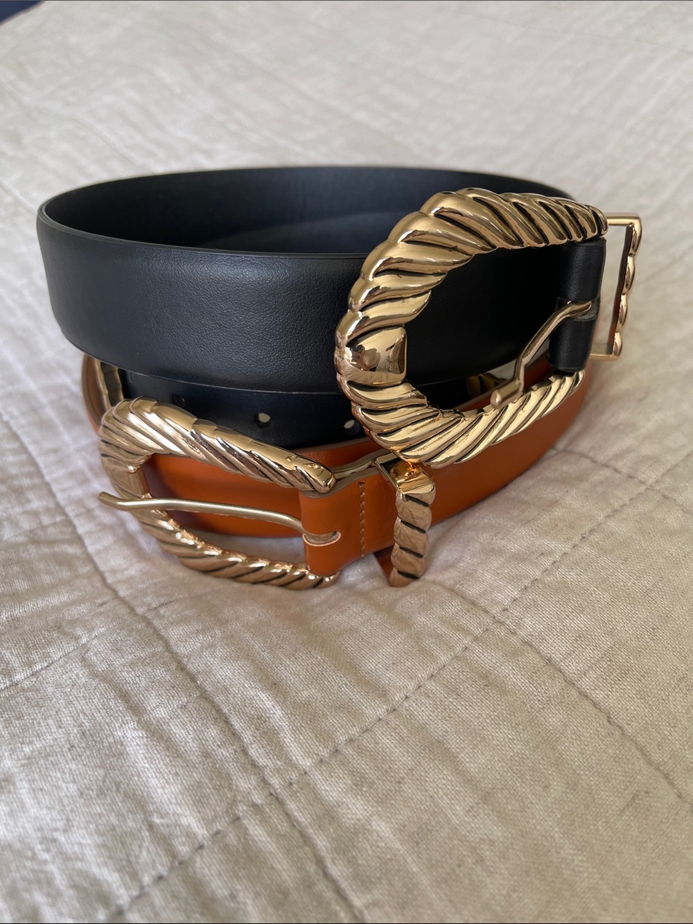 | Revolve | Leather Belt with Gold Rope Buckle - Black and Cognac